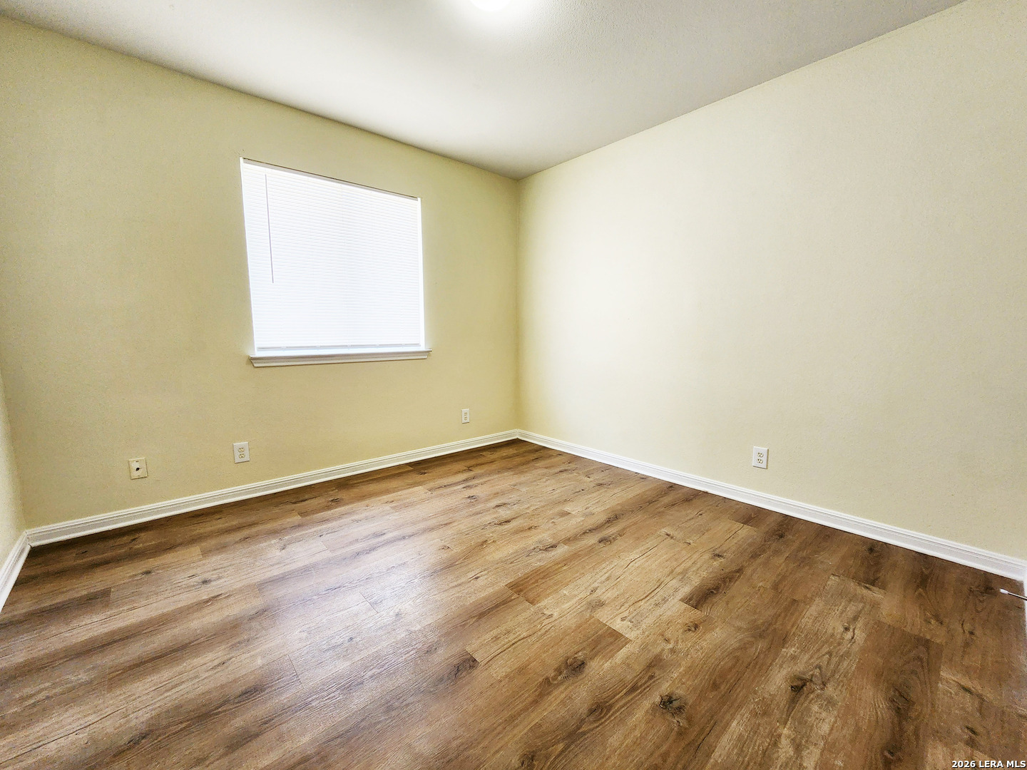 8422 Whitebrush Converse, TX 78109 - Photo 15 of 37