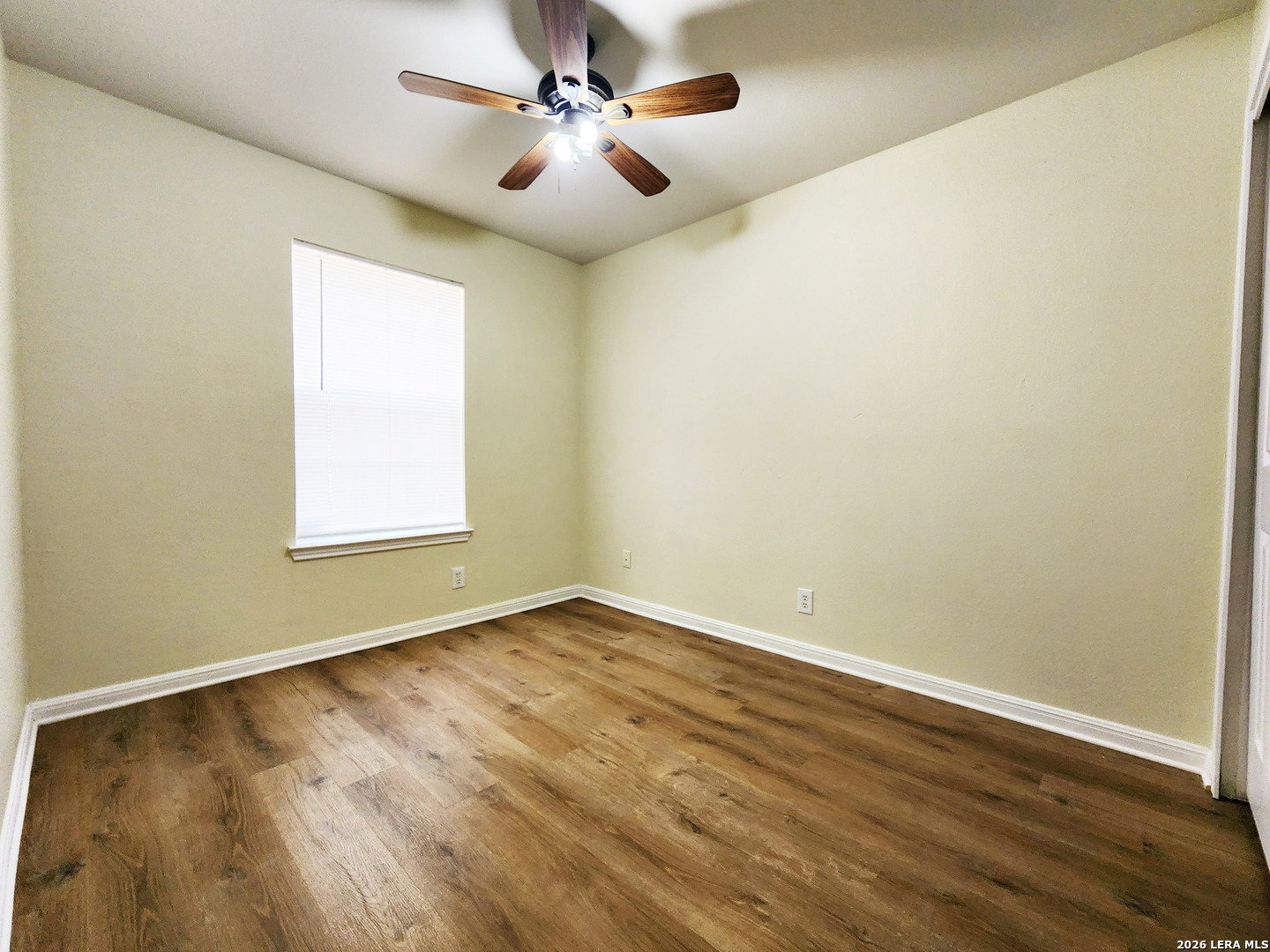 8422 Whitebrush Converse, TX 78109 - Photo 16 of 37