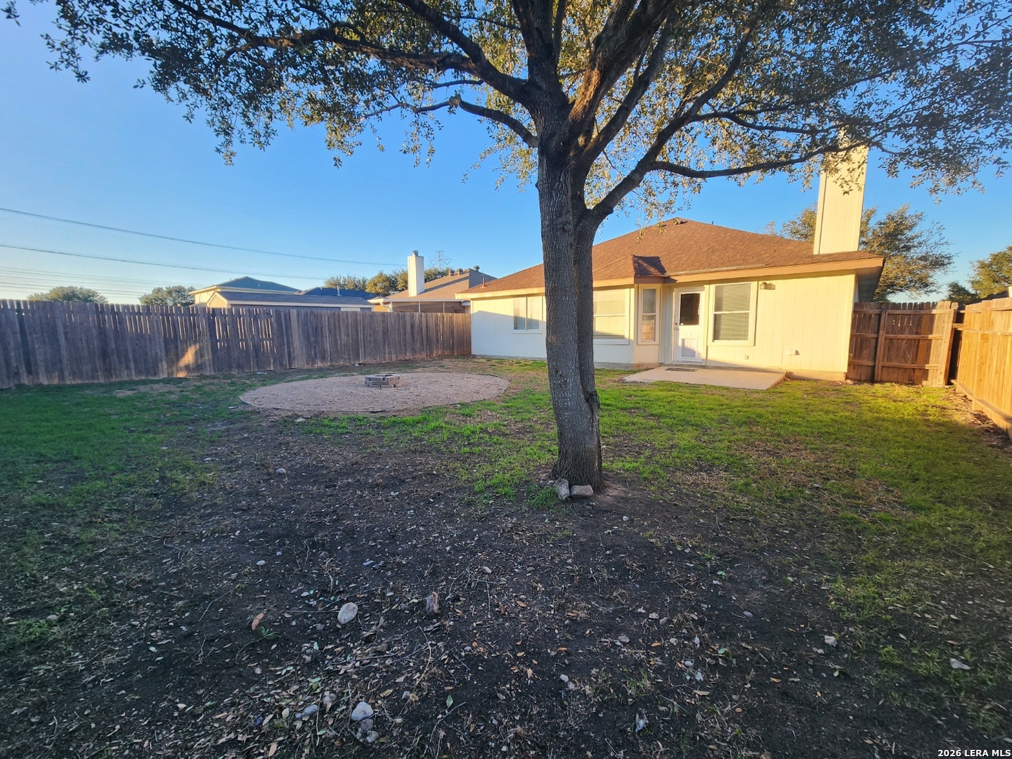 8422 Whitebrush Converse, TX 78109 - Photo 19 of 37