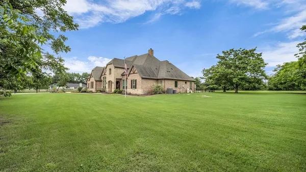 $1,225,000 | 225 Holly Lane, Lucas, TX 75002