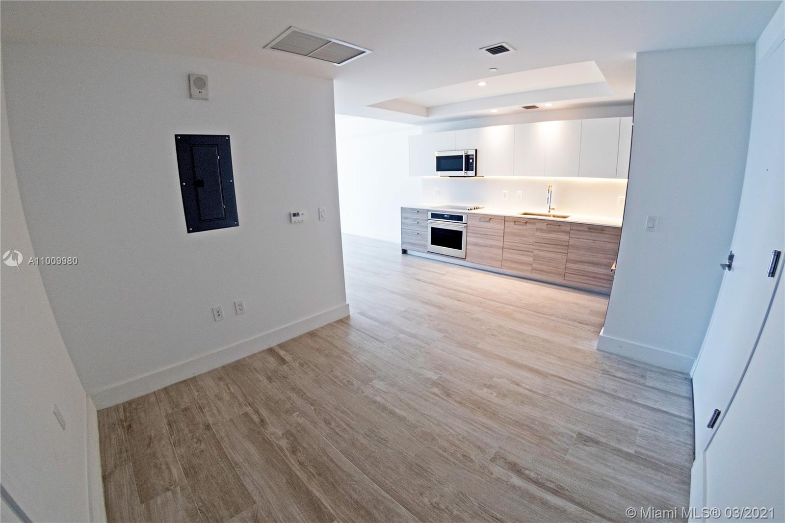 121 Northeast 34th Street, Unit 1506A Miami, FL 33137 - Photo 3 of 13 Gallery Image 3