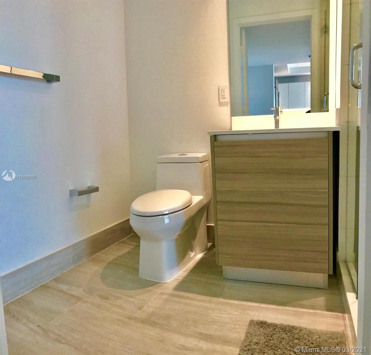 121 Northeast 34th Street, Unit 1506A Miami, FL 33137 - Photo 6 of 13 Gallery Image 6