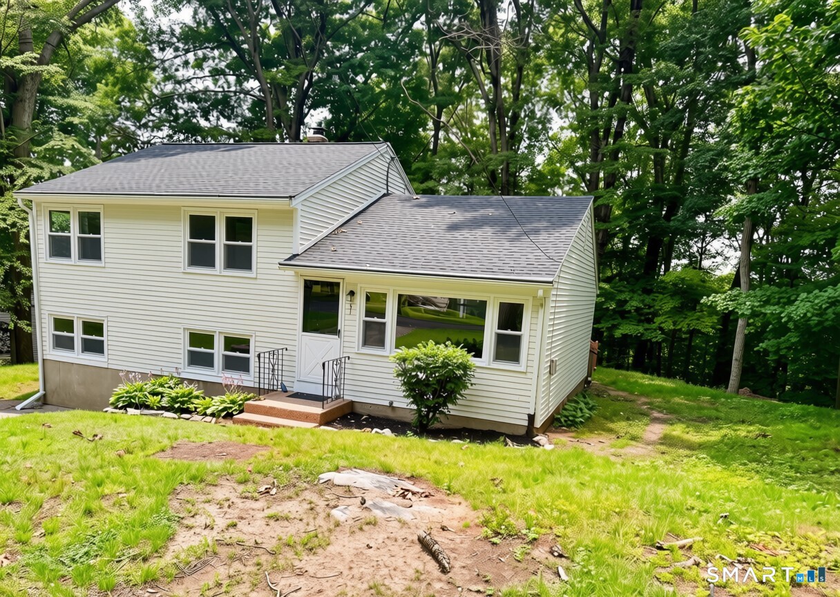 51 Birchwood Road Monroe, CT 06468 - Photo 2 of 28 Gallery Image 2