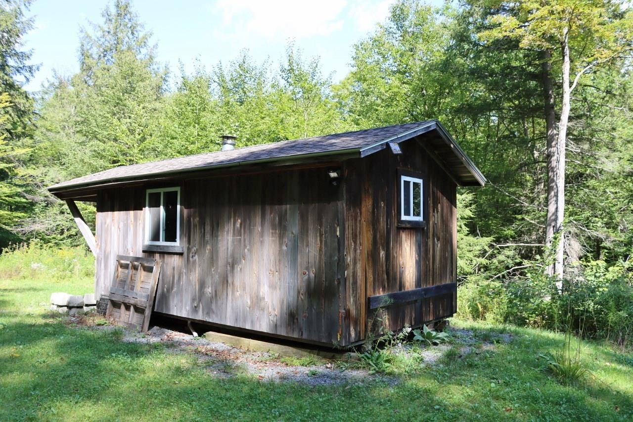802 Perley Brown Road Cavendish, VT 05153 - Photo 2 of 16