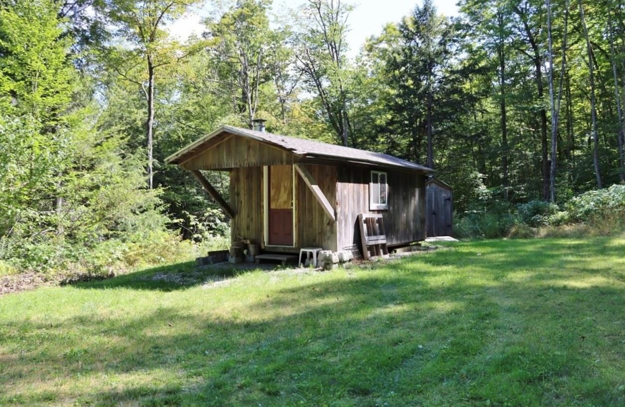 802 Perley Brown Road Cavendish, VT 05153 - Photo 3 of 16