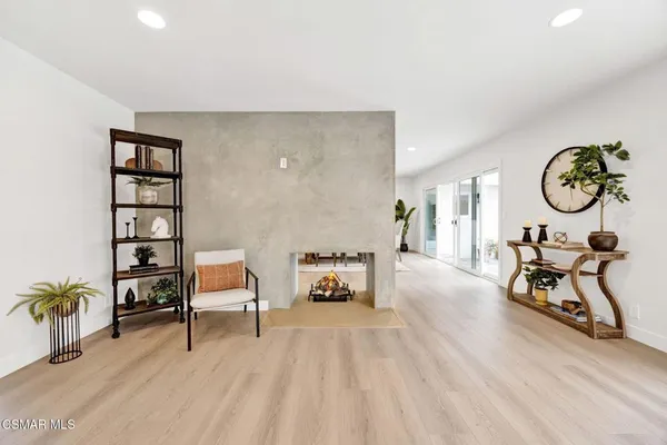 $2,299,000 | 1154 La Jolla Drive, Thousand Oaks, CA 91362