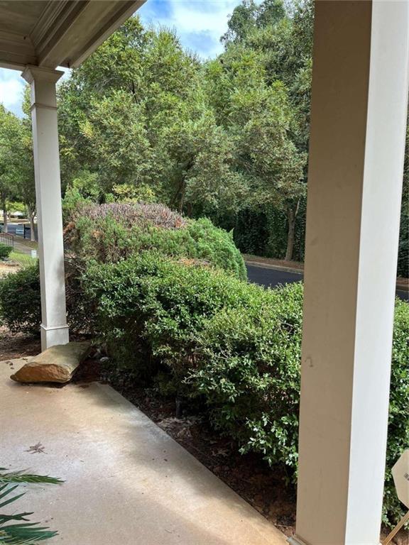 6127 Landers Loop Fairburn, GA 30213 - Photo 3 of 20 a view of a garden with plants