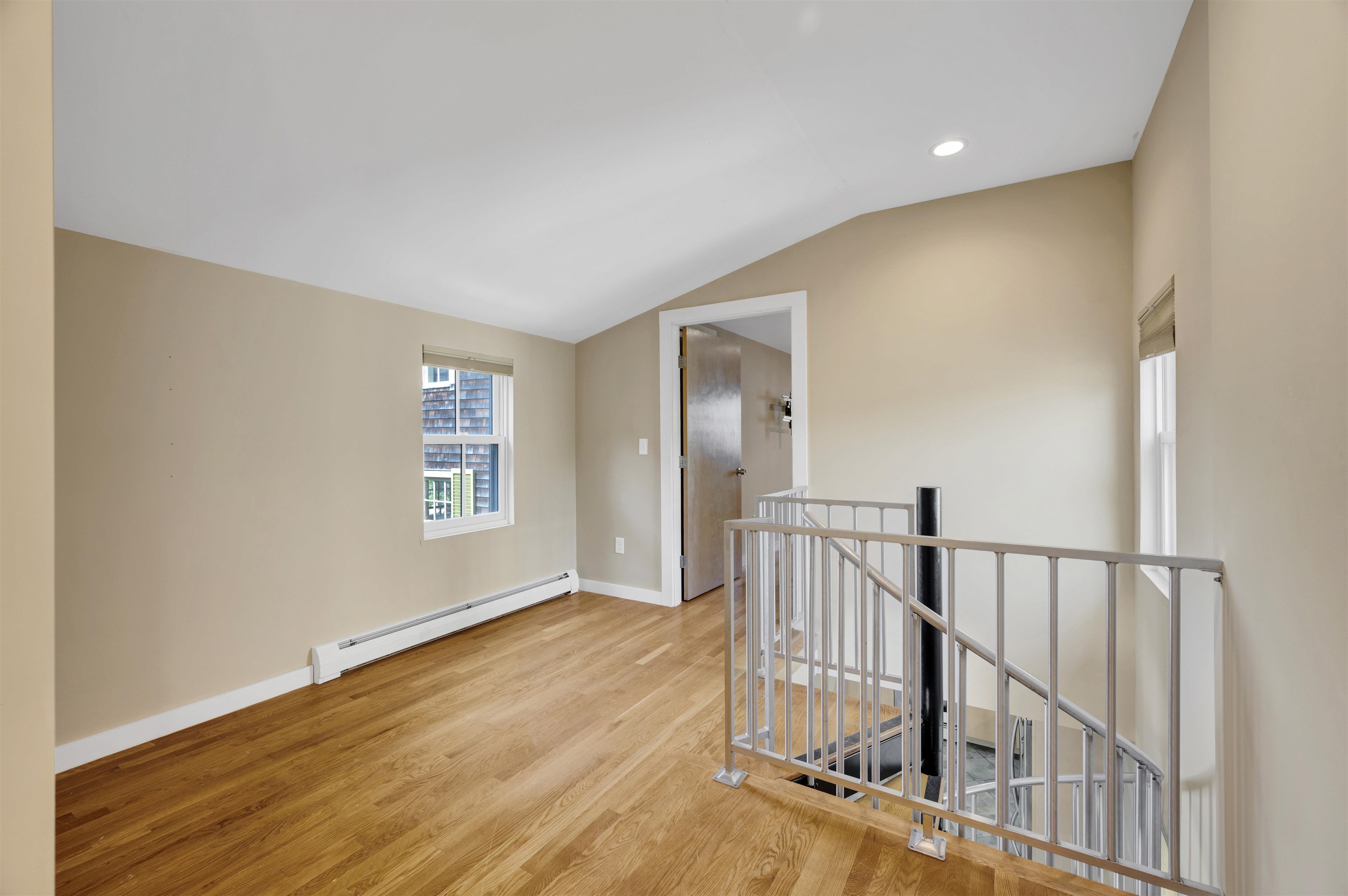 93 High Street, Unit 4 Portsmouth, NH 03801 - Photo 15 of 36