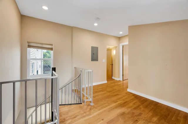 $599,000 | 93 High Street, Unit 4, Portsmouth, NH 03801