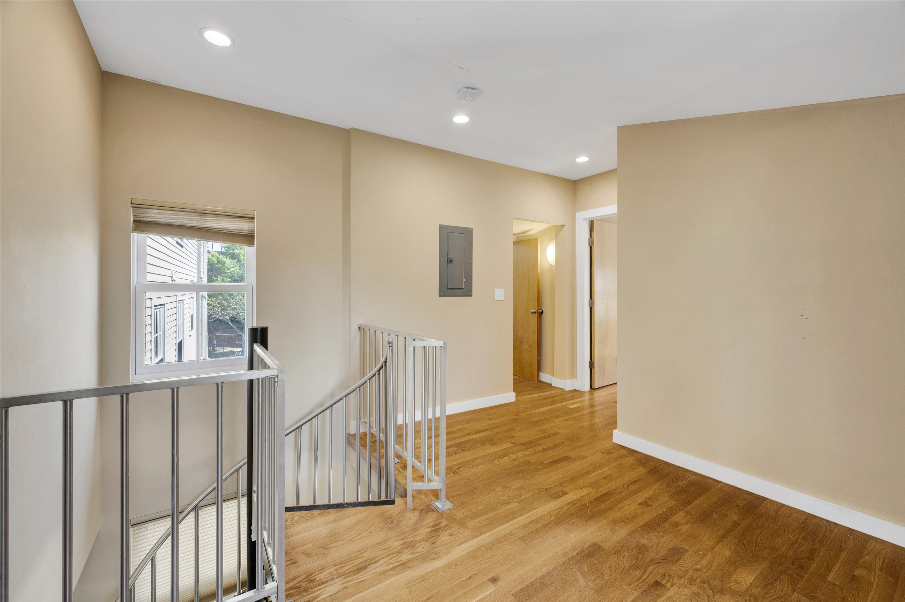 93 High Street, Unit 4 Portsmouth, NH 03801 - Photo 16 of 36