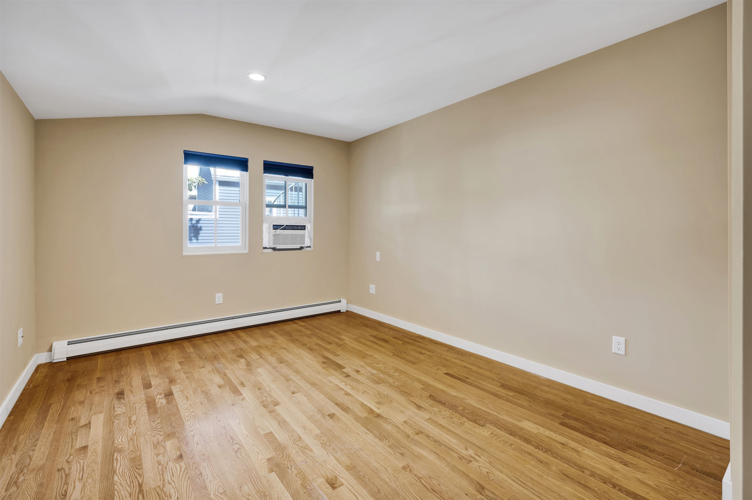 93 High Street, Unit 4 Portsmouth, NH 03801 - Photo 21 of 36