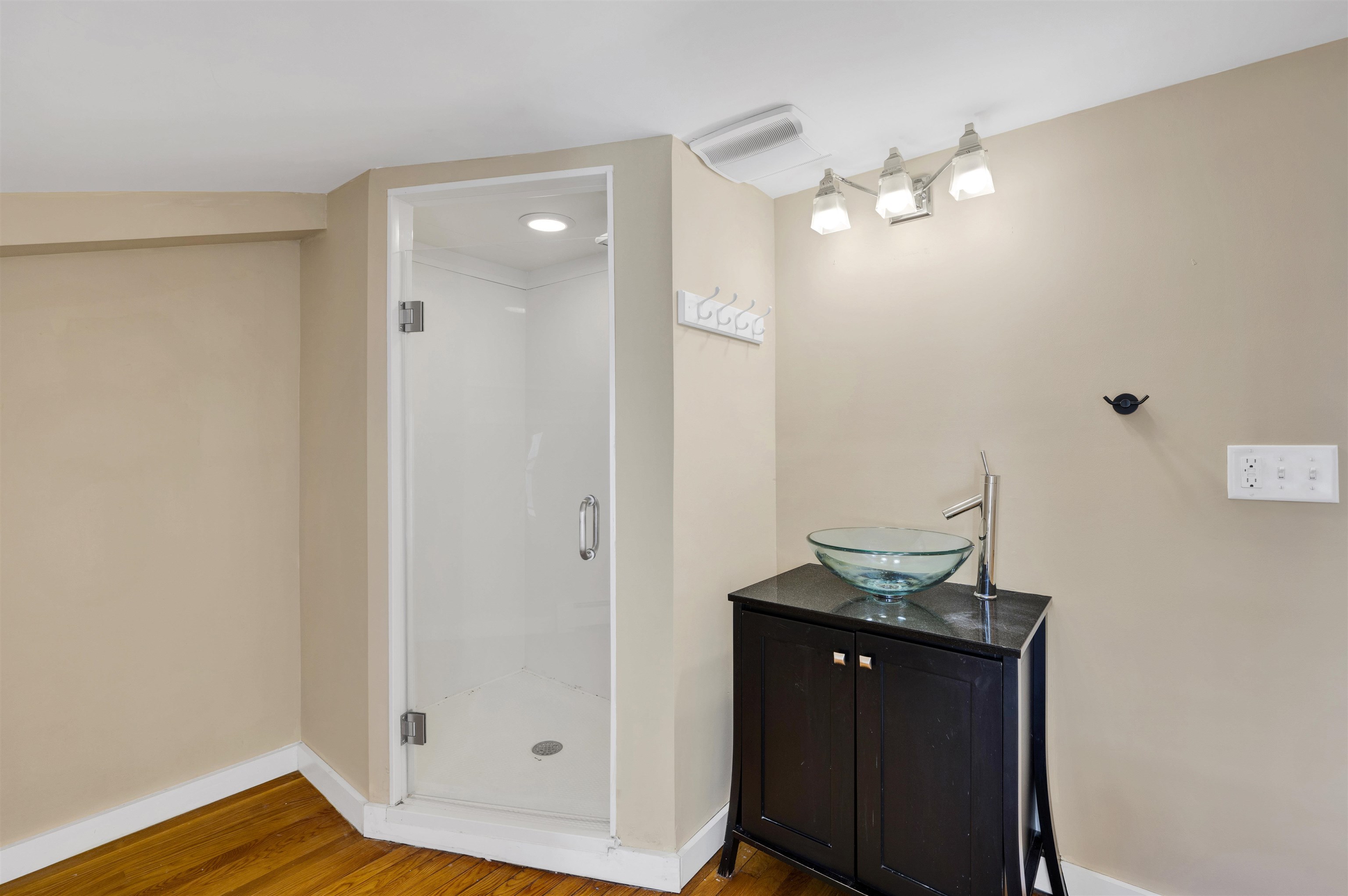 93 High Street, Unit 4 Portsmouth, NH 03801 - Photo 25 of 36