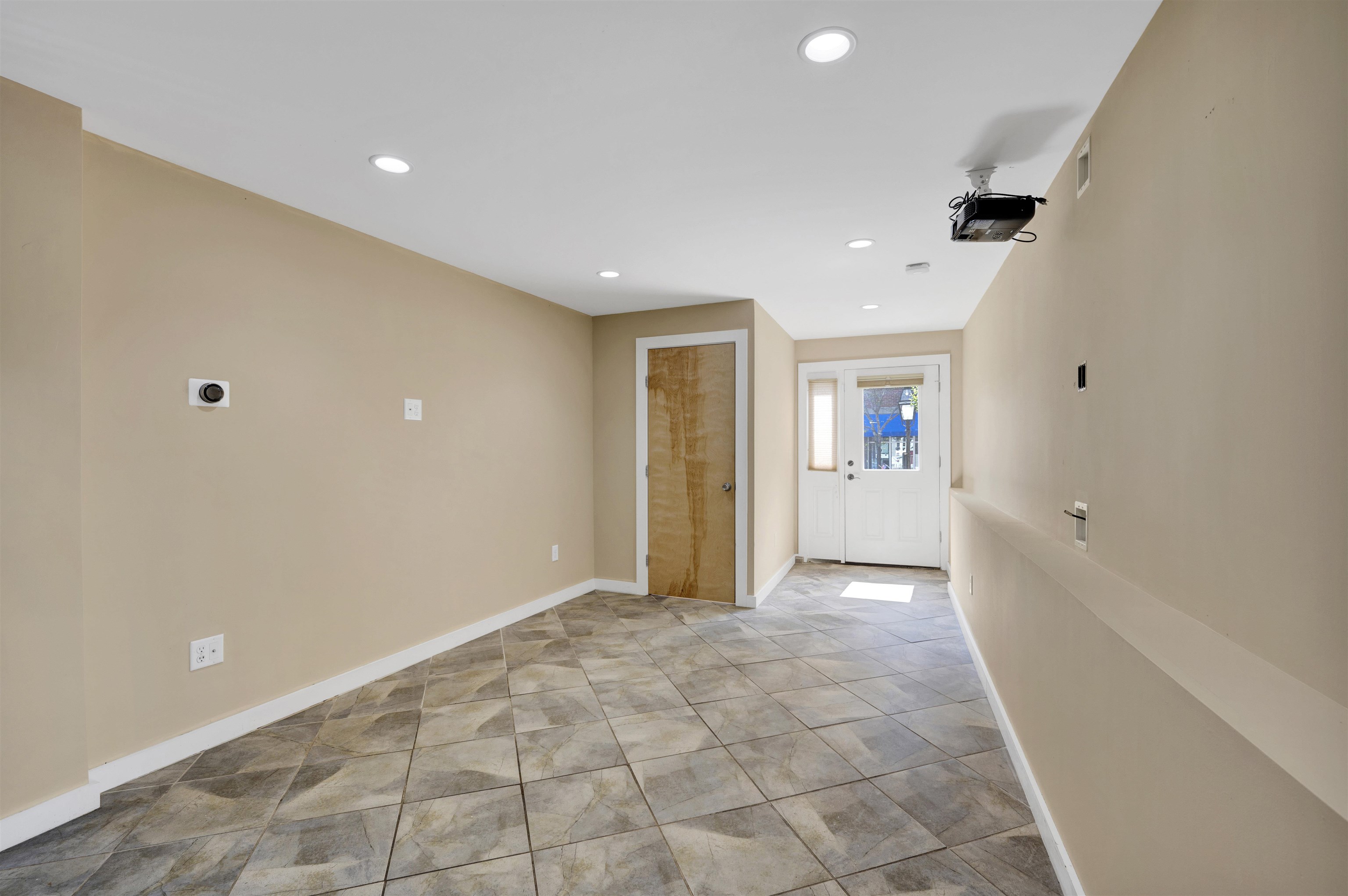 93 High Street, Unit 4 Portsmouth, NH 03801 - Photo 6 of 36