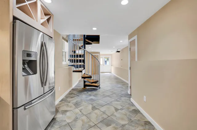 $599,000 | 93 High Street, Unit 4, Portsmouth, NH 03801