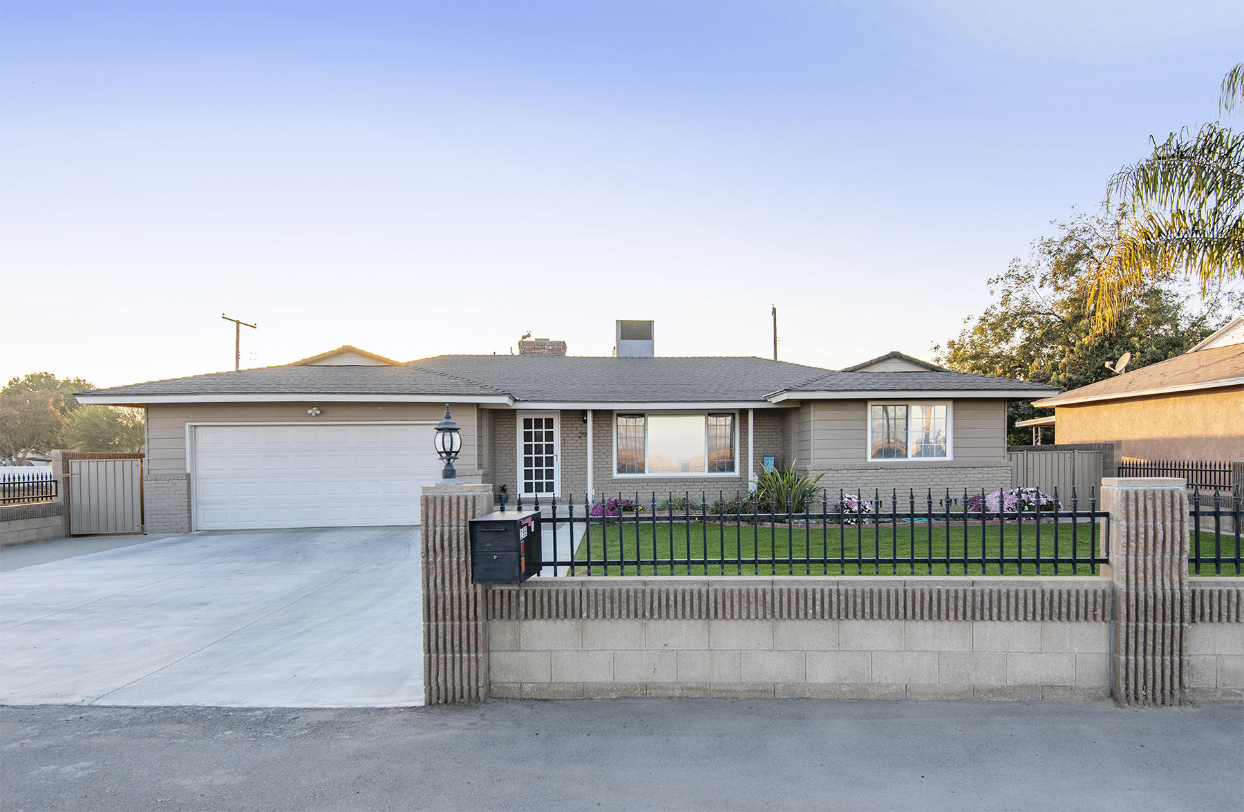 299 South Callison Road Tipton, CA 93272 - Photo 2 of 55 2