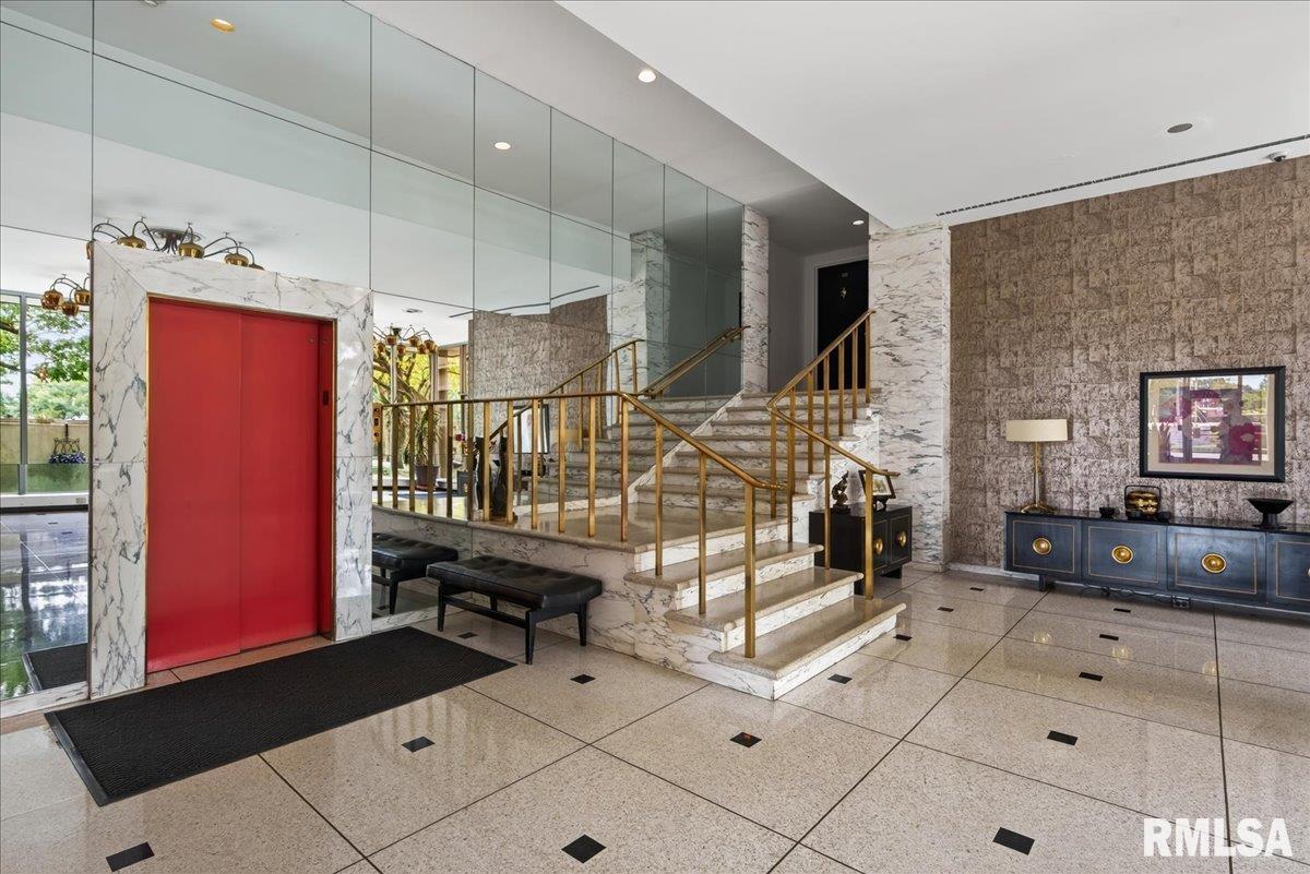 718 South 7th Street, Unit 207 Springfield, IL 62703 - Photo 10 of 42 Gallery Image 10