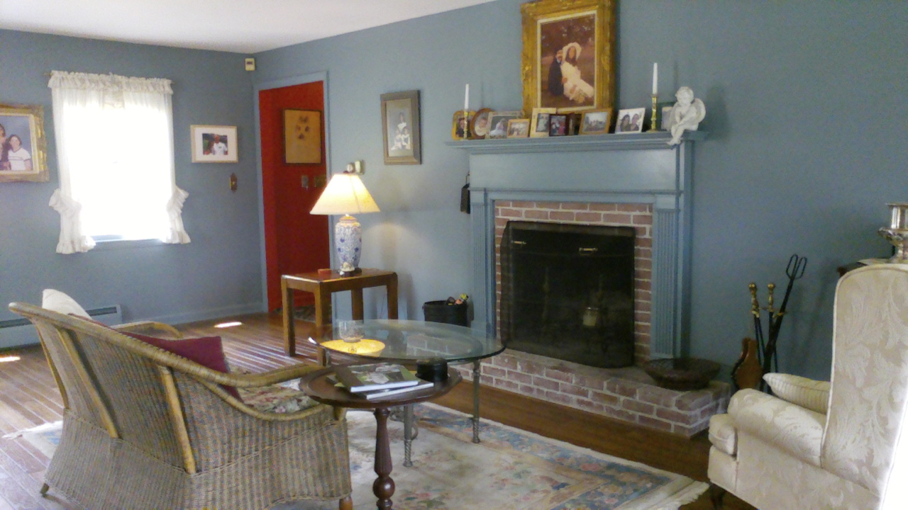 29 Westminster Road Lenox, MA 01240 - Photo 4 of 16 Charming Fireplaced Living Room
