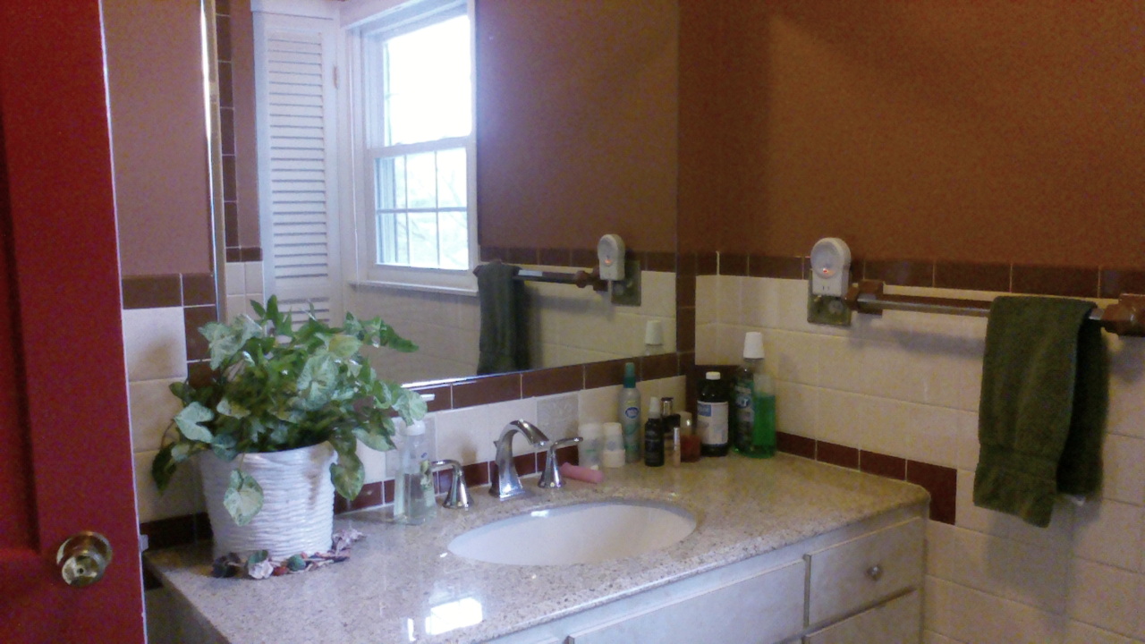 29 Westminster Road Lenox, MA 01240 - Photo 9 of 16 Main Floor Guest Bath