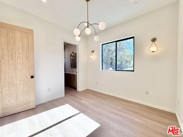 $3,495 | 17850 Saticoy Street, Los Angeles, CA 91335