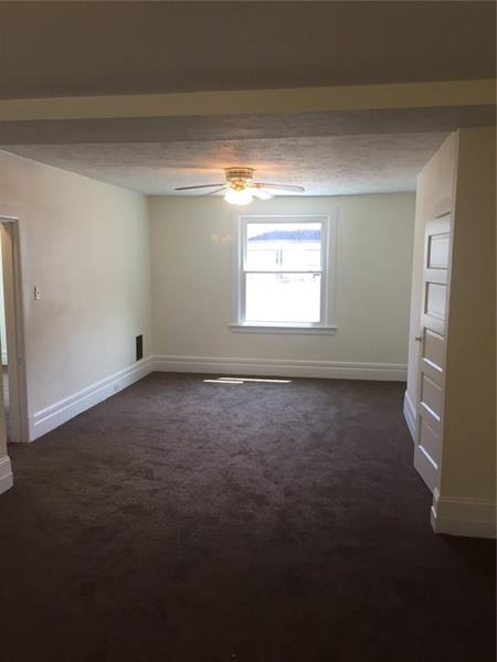 3844 Baytree Street Pittsburgh, PA 15214 - Photo 13 of 20