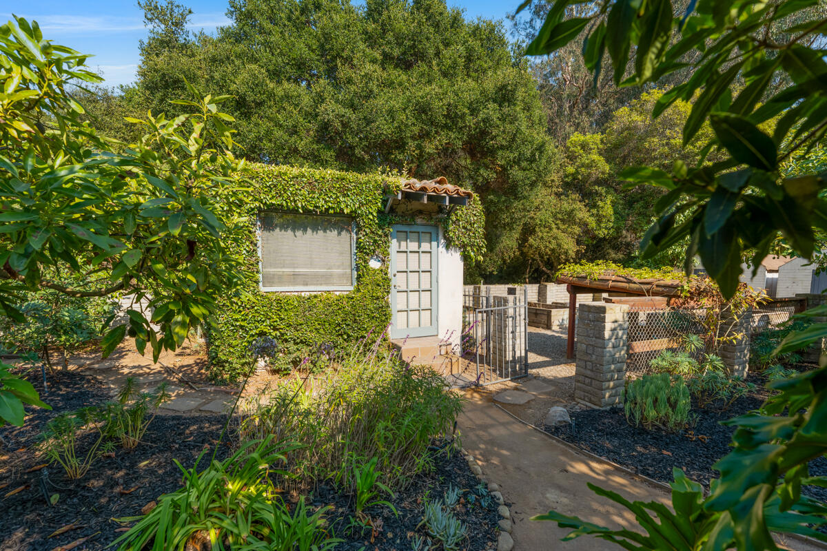99 La Vuelta Road Montecito, CA 93108 - Photo 30 of 35 multi-use studio