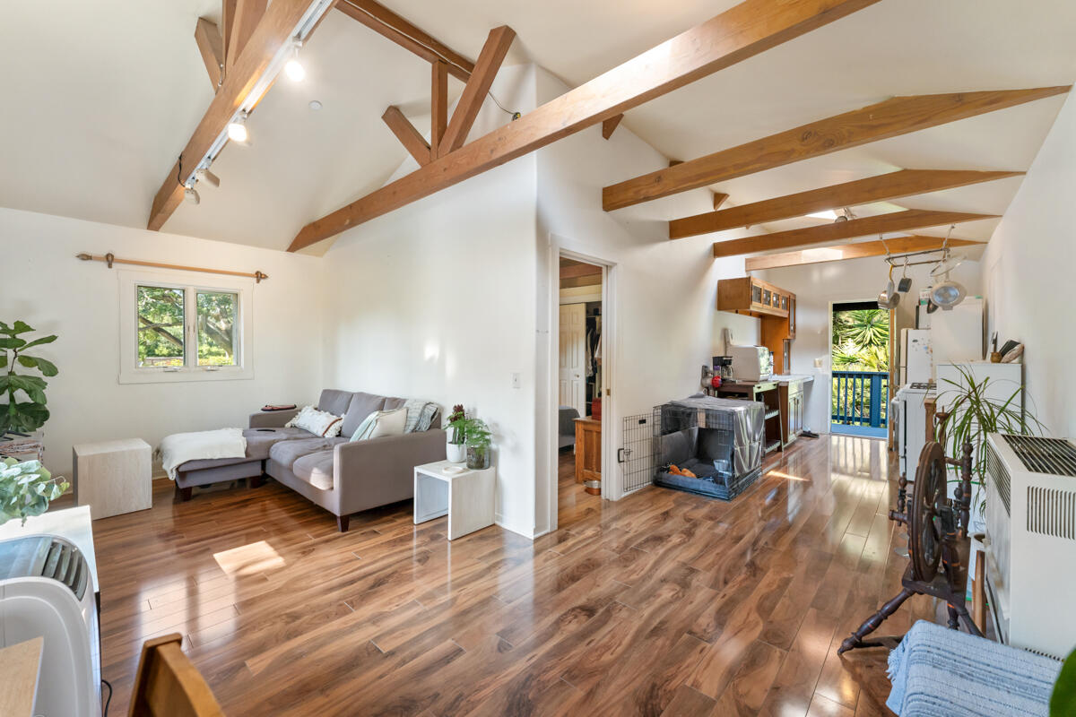 99 La Vuelta Road Montecito, CA 93108 - Photo 34 of 35 1 bedroom Guest House