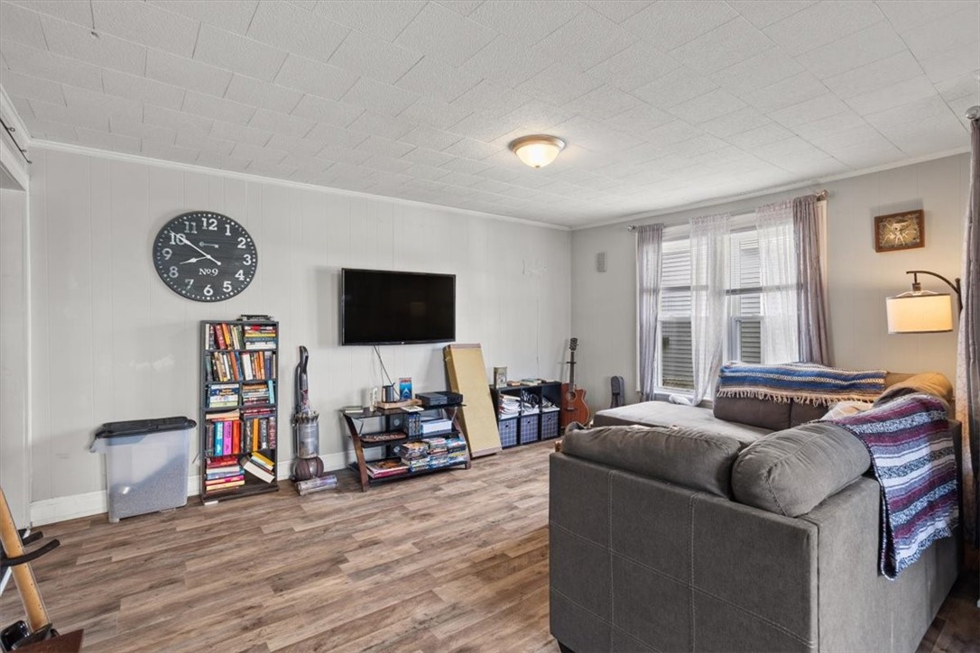 124 Lincoln Street Woonsocket, RI 02895 - Photo 5 of 49 Gallery Image 5
