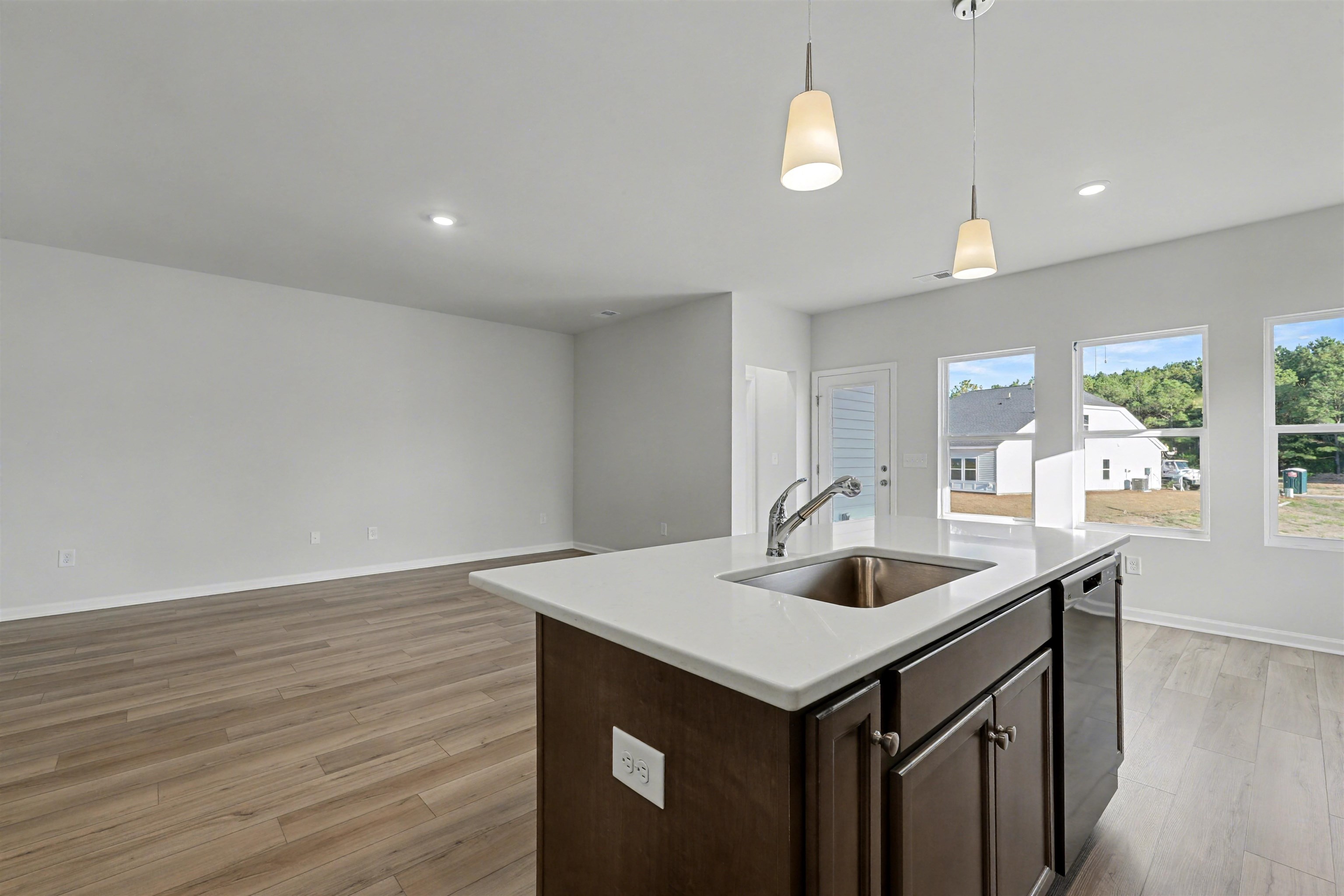 1118 Hainer Place Drive Conway, SC 29526 - Photo 3 of 28