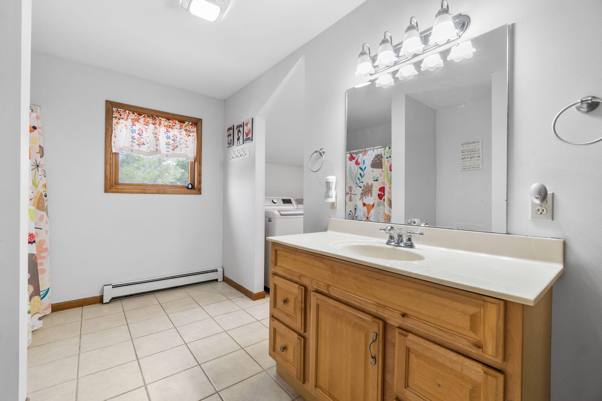 4097 South River Road Cheboygan, MI 49721 - Photo 26 of 37 Upstairs bathroom