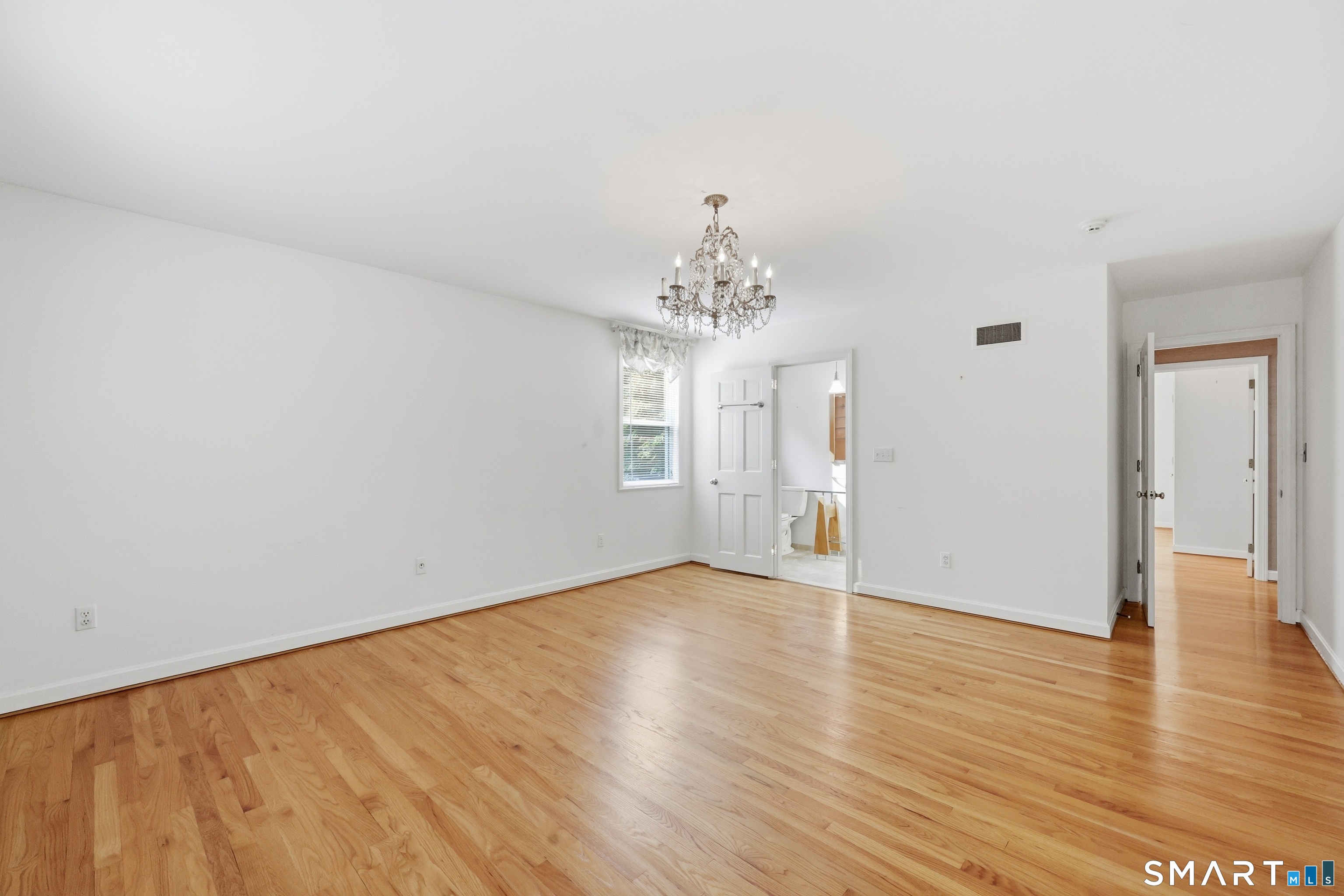 161 Great Pond Road Simsbury, CT 06070 - Photo 14 of 33 Gallery Image 14