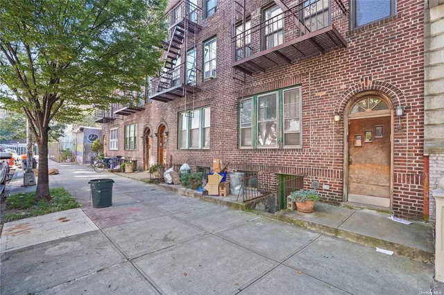 $1,999,999 | 234 Powers Street, Unit 6 | Williamsburg