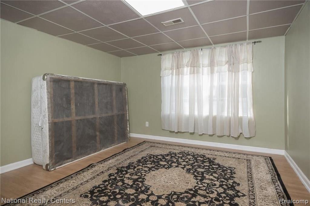 1293 Harding Avenue Rochester Hills, MI 48307 - Photo 20 of 34