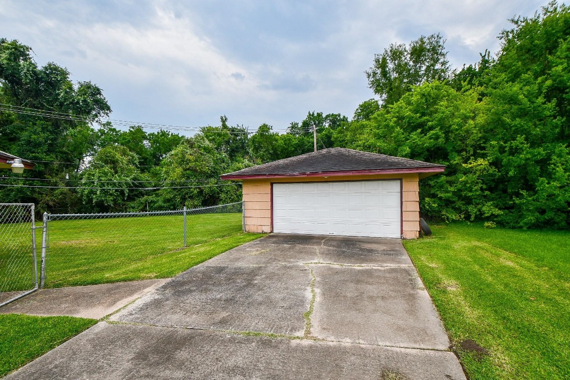 5522 Nassau Road Houston, TX 77021 - Photo 17 of 26