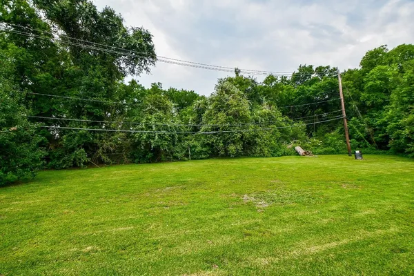 $1,750 | 5522 Nassau Road, Houston, TX 77021