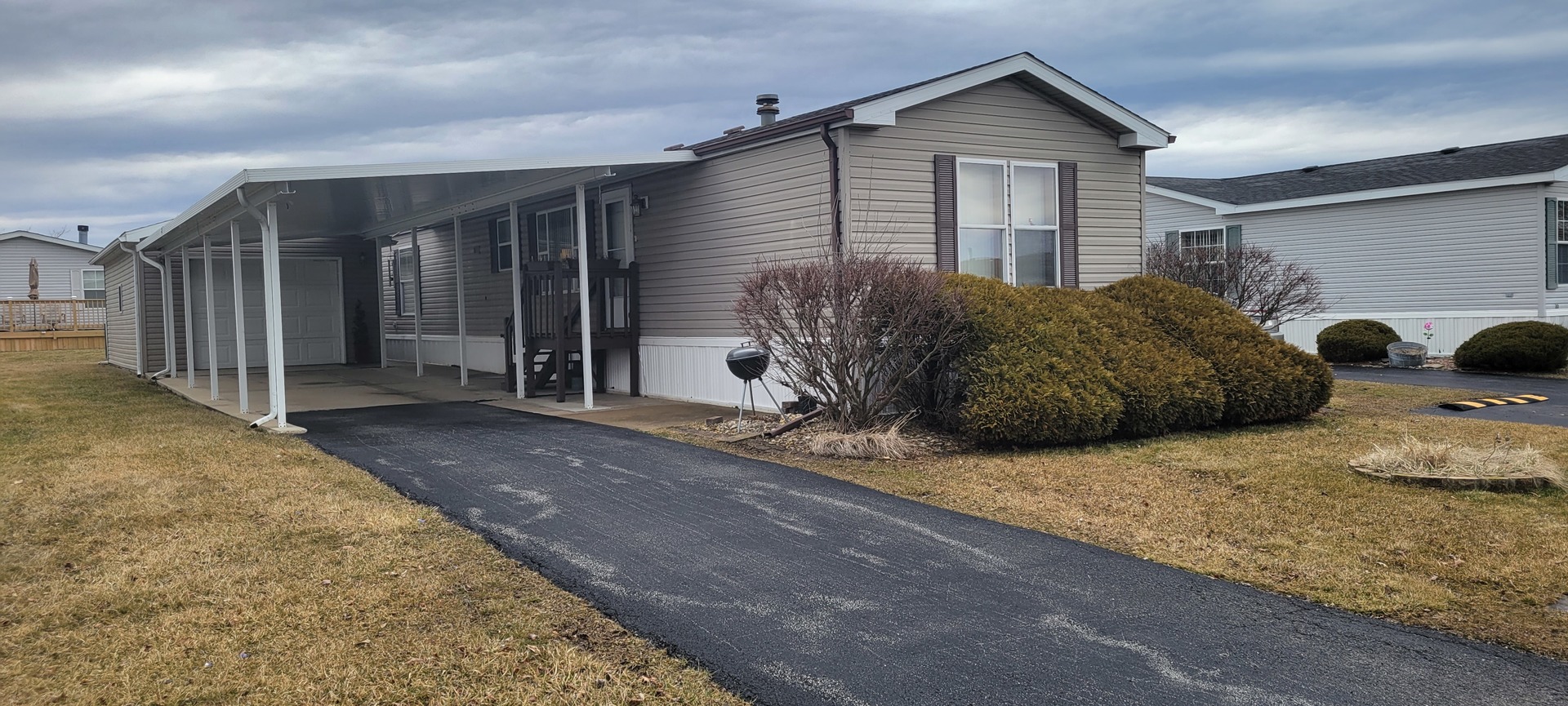 20 Swallow Lane, Unit 20SWAL Beecher, IL 60401 - Photo 5 of 22 Gallery Image 5