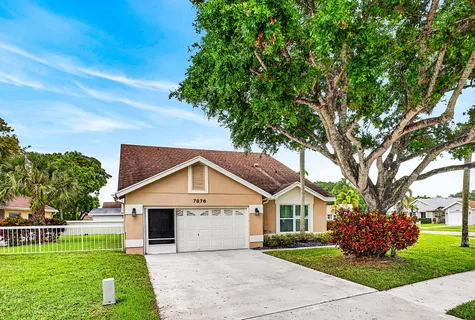 $429,900 | 7876 Lake Champlain Court, Delray Beach, FL 33446