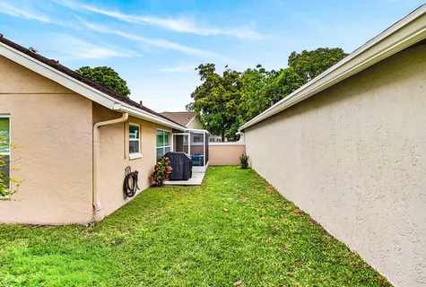 $429,900 | 7876 Lake Champlain Court, Delray Beach, FL 33446