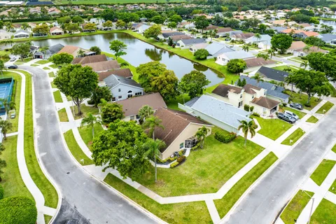 $429,900 | 7876 Lake Champlain Court, Delray Beach, FL 33446