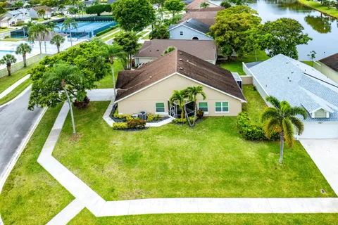 $429,900 | 7876 Lake Champlain Court, Delray Beach, FL 33446