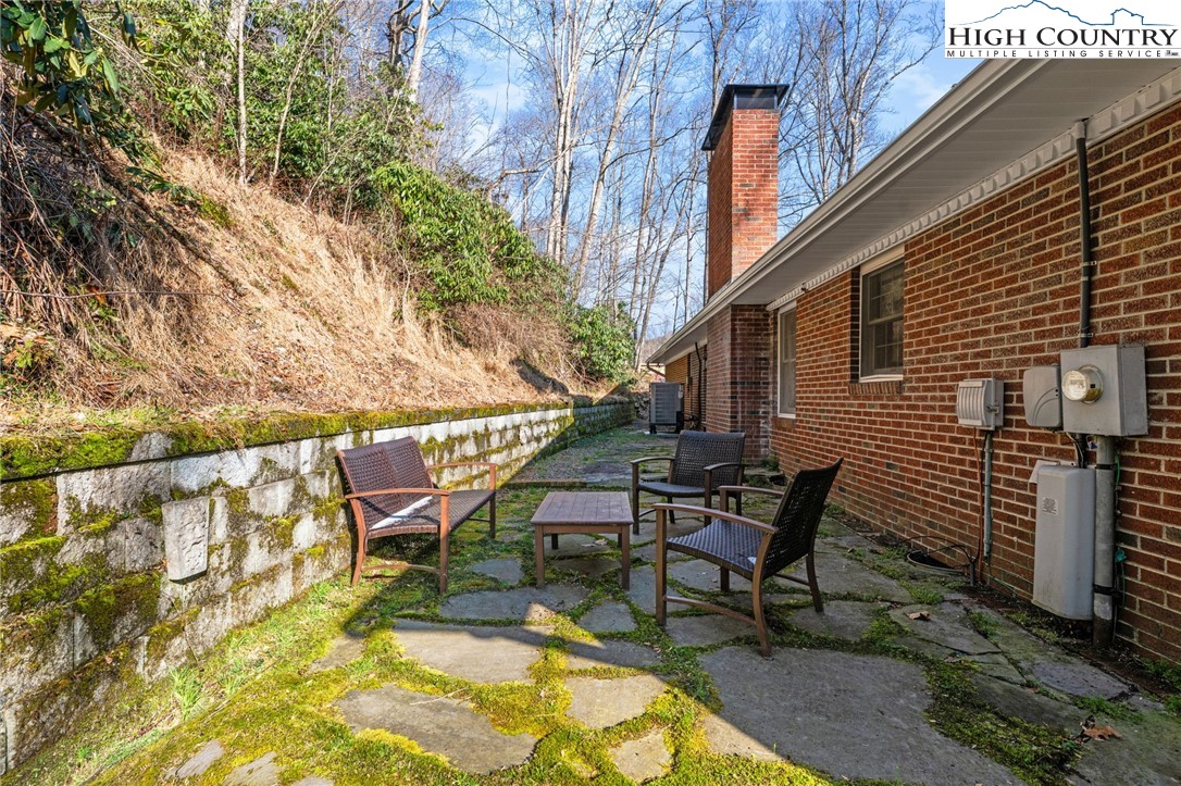 2243 Broadstone Road Banner Elk, NC 28604 - Photo 8 of 50 Gallery Image 8