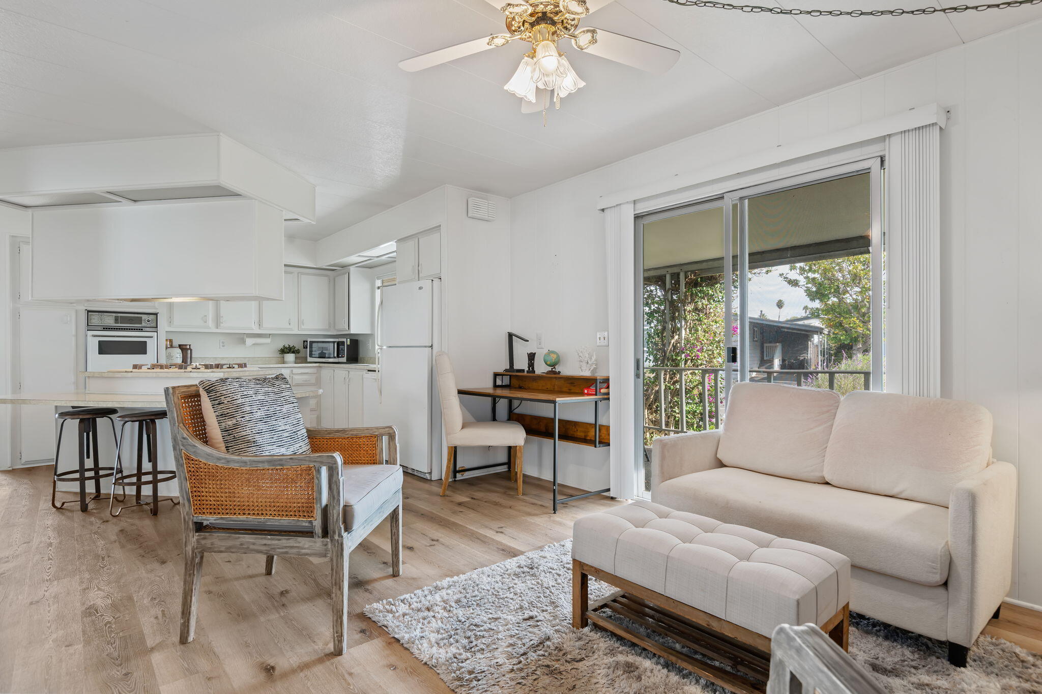 333 Old Mill Road, Unit 38 Santa Barbara, CA 93110 - Photo 8 of 11 14 - Family Room