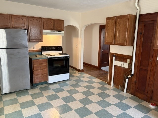 5 Hill Street, Unit 2 Webster, MA 01570 - Photo 3 of 9