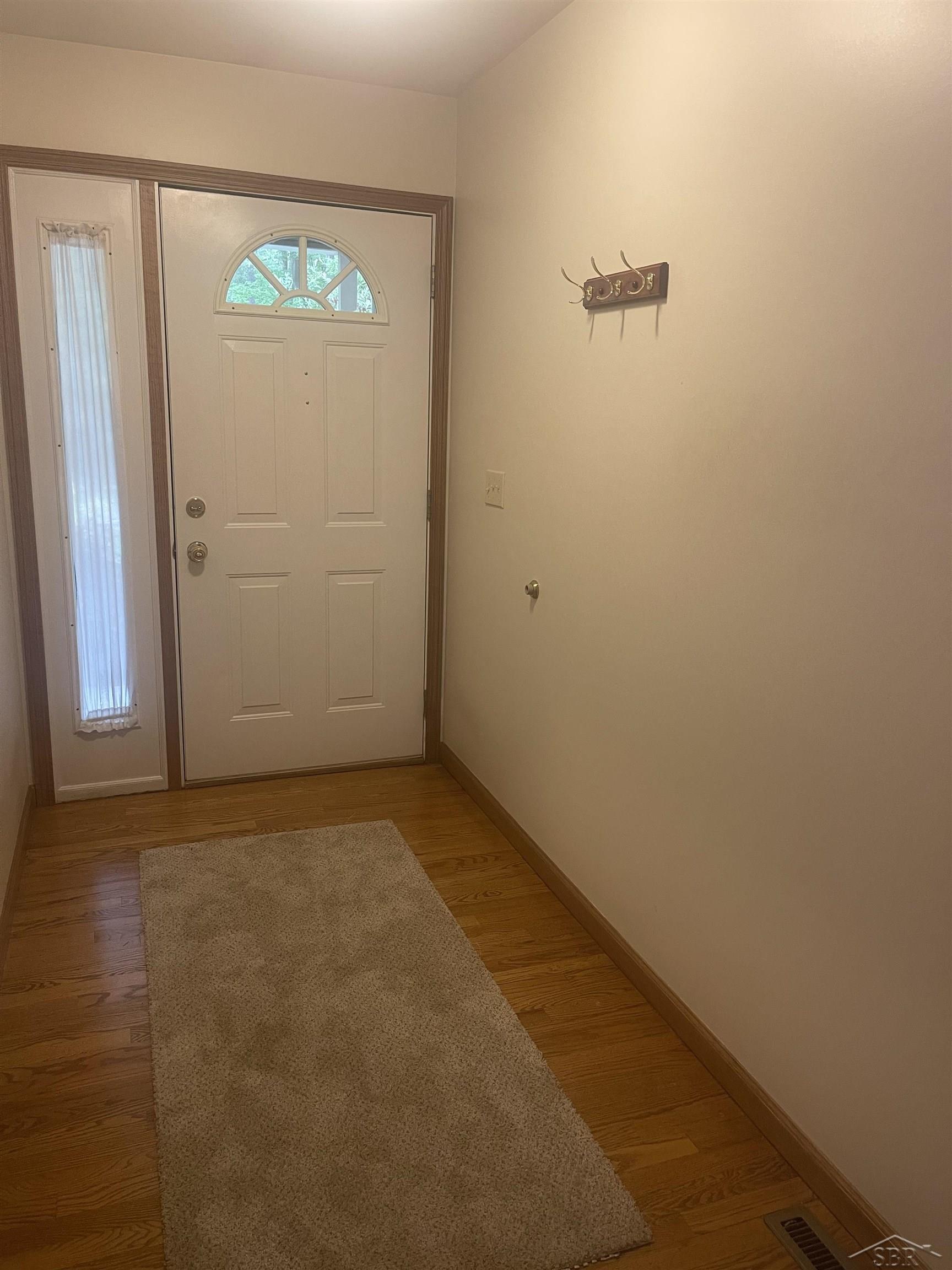 11279 Sarle Road Freeland, MI 48623 - Photo 6 of 23