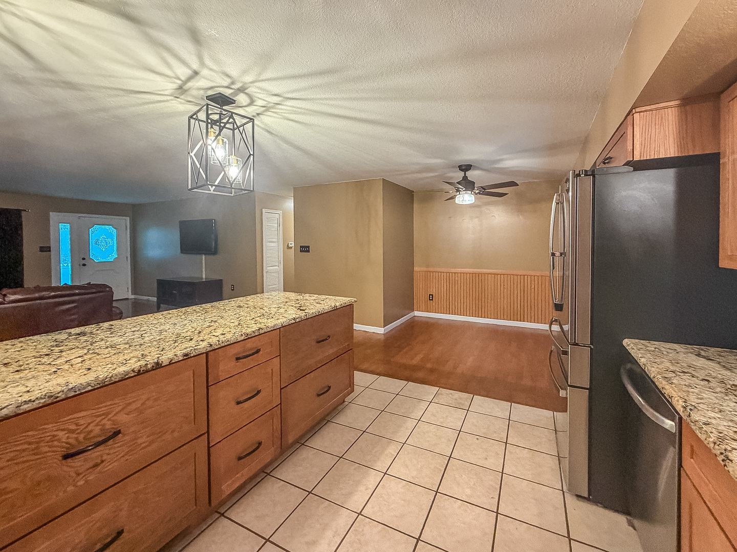 3750 East Lake Shore Drive Decatur, IL 62521 - Photo 12 of 38
