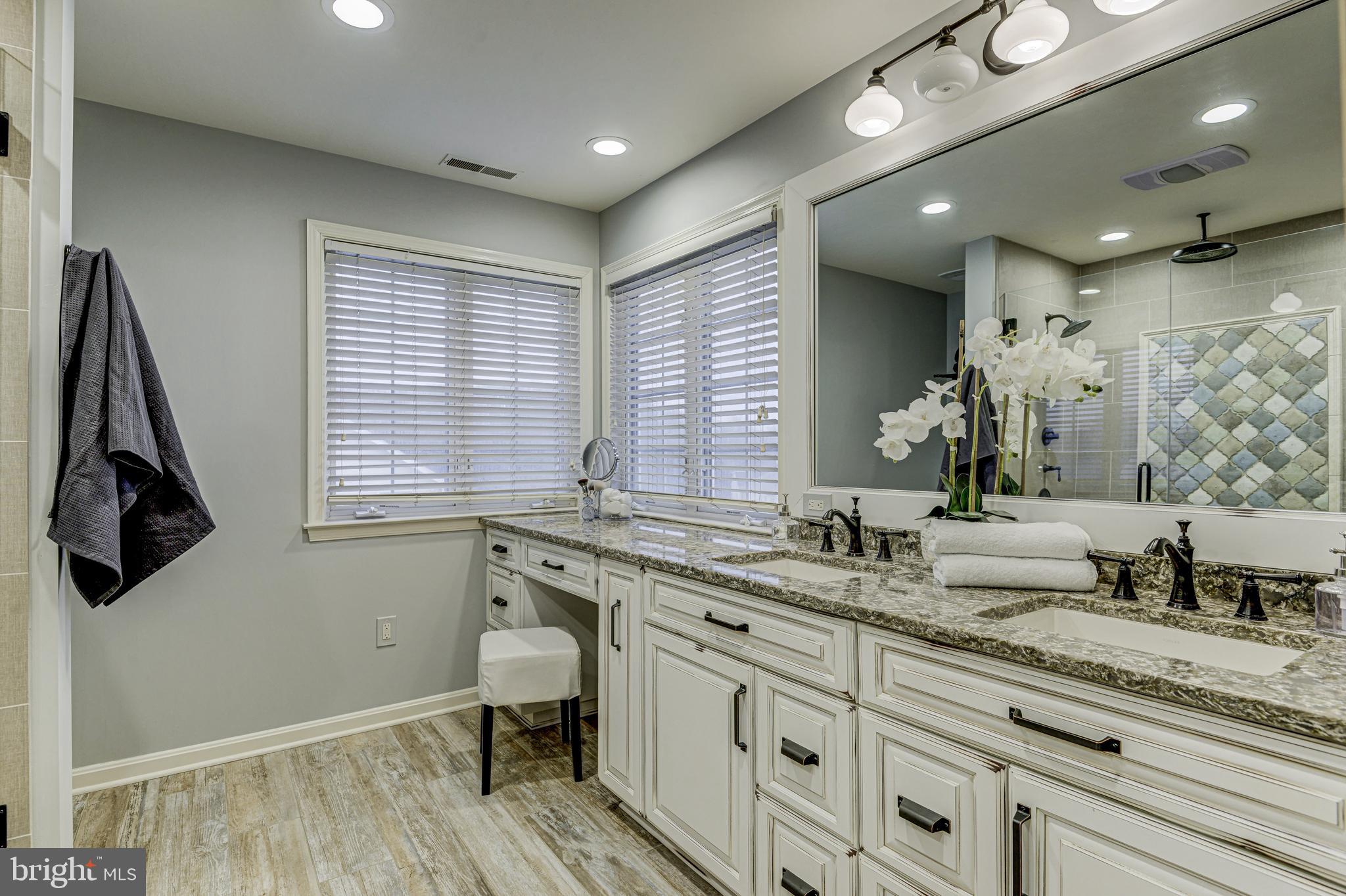 812 Stable Manor Road Reisterstown, MD 21136 - Photo 32 of 53 Primary Bathroom