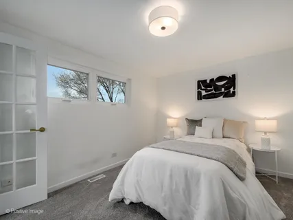 $880,000 | 1719 North Halsted Street, Unit B, Chicago, IL 60614