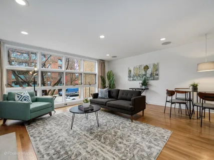 $880,000 | 1719 North Halsted Street, Unit B, Chicago, IL 60614