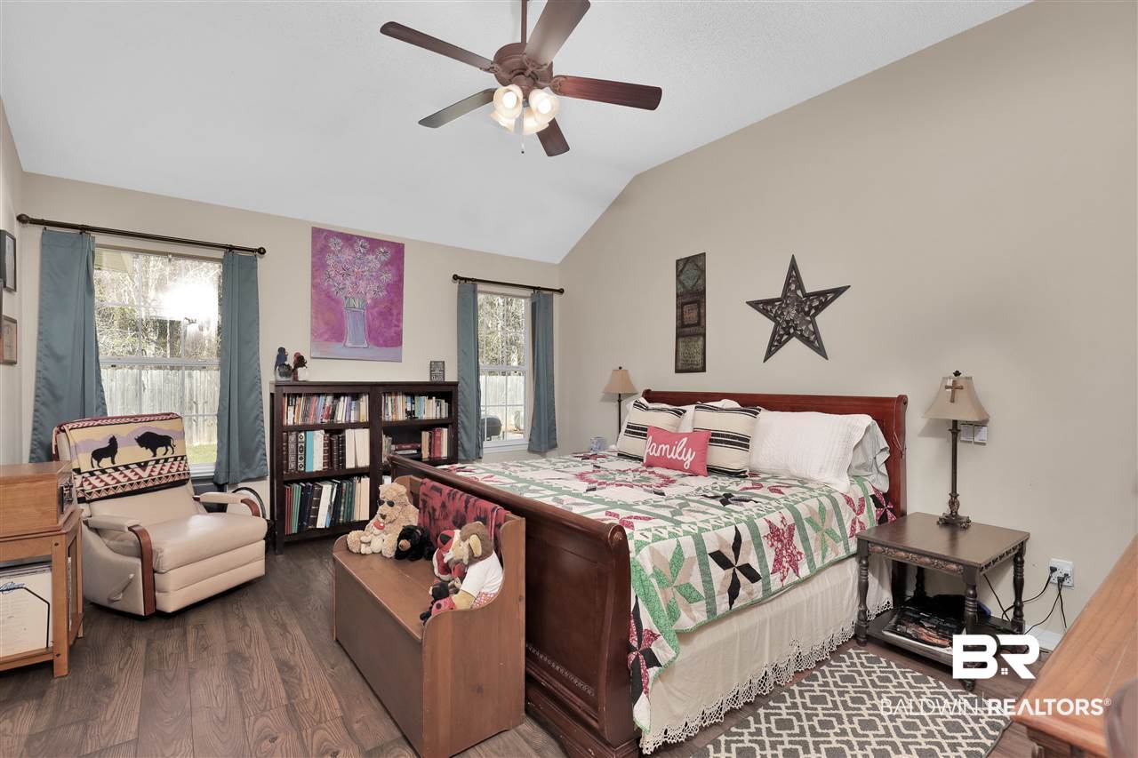 8852 Spring Grove North Mobile, AL 36695 - Photo 11 of 25 Master Bedroom