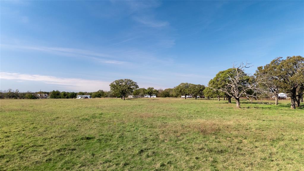 0 Cr-4059 Kemp, TX 75143 - Photo 11 of 21 a view of a field with an ocean