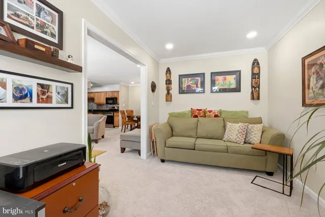 $320,000 | 8353 Dunham Court, Unit 642, Springfield, VA 22152